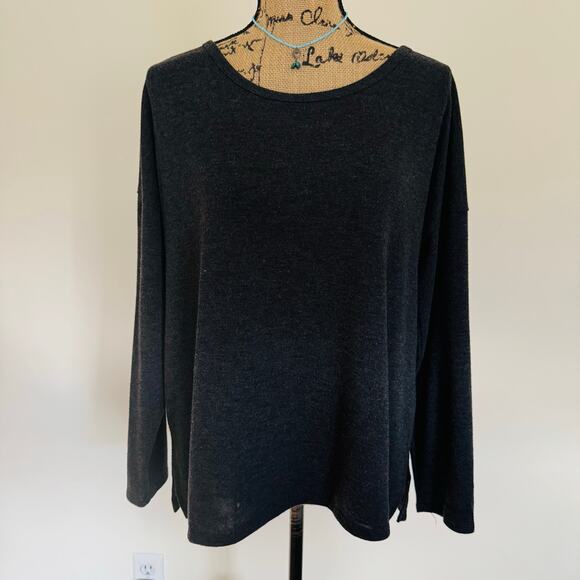 Victoria's Secret Womens Black Gray Loose Fit Long Sleeve Scoop Neck Top Large - Picture 2 of 9